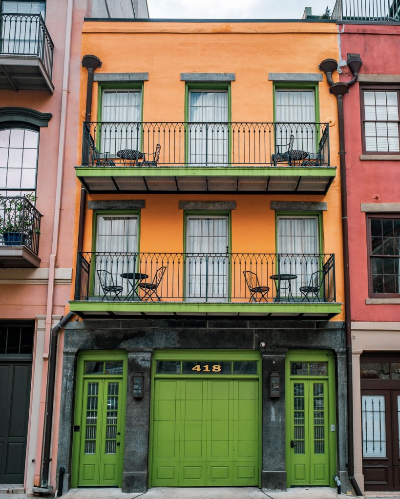 Photo of a building in the French Quarter of New Orleans